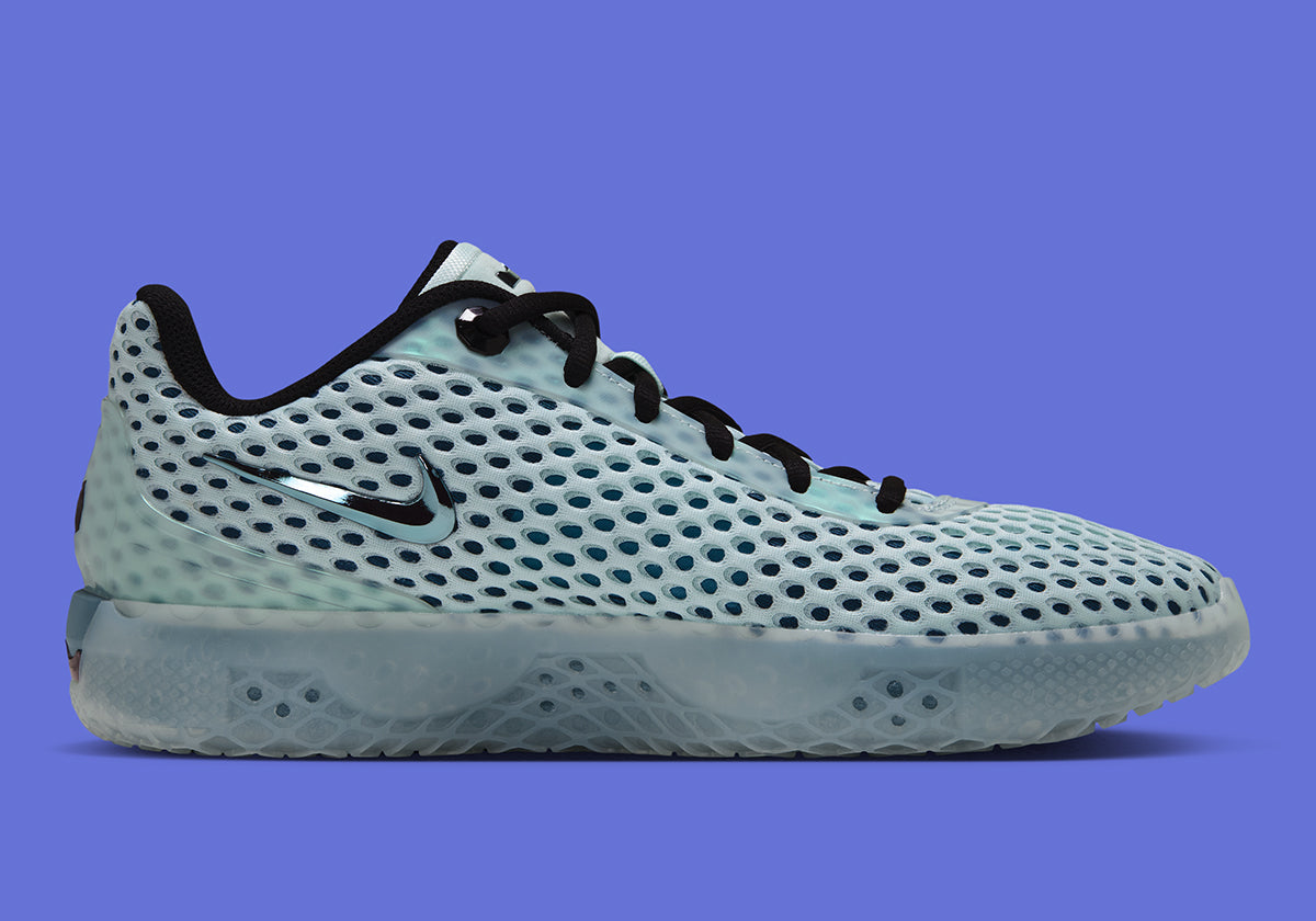 Bronny James x Nike LeBron Witness 10 IQ9846-300, lateral side in pale aquatic blue mesh. Photo via Sneaker News