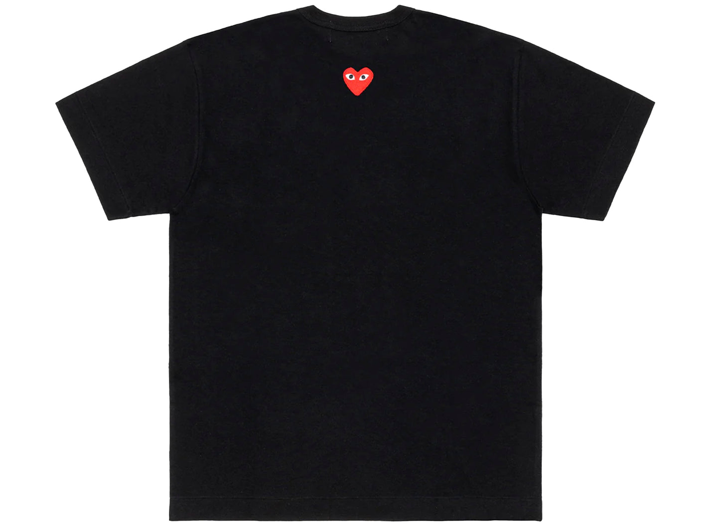 Camiseta negra Comme des Garçons Play con logo trasero y emblema rojo