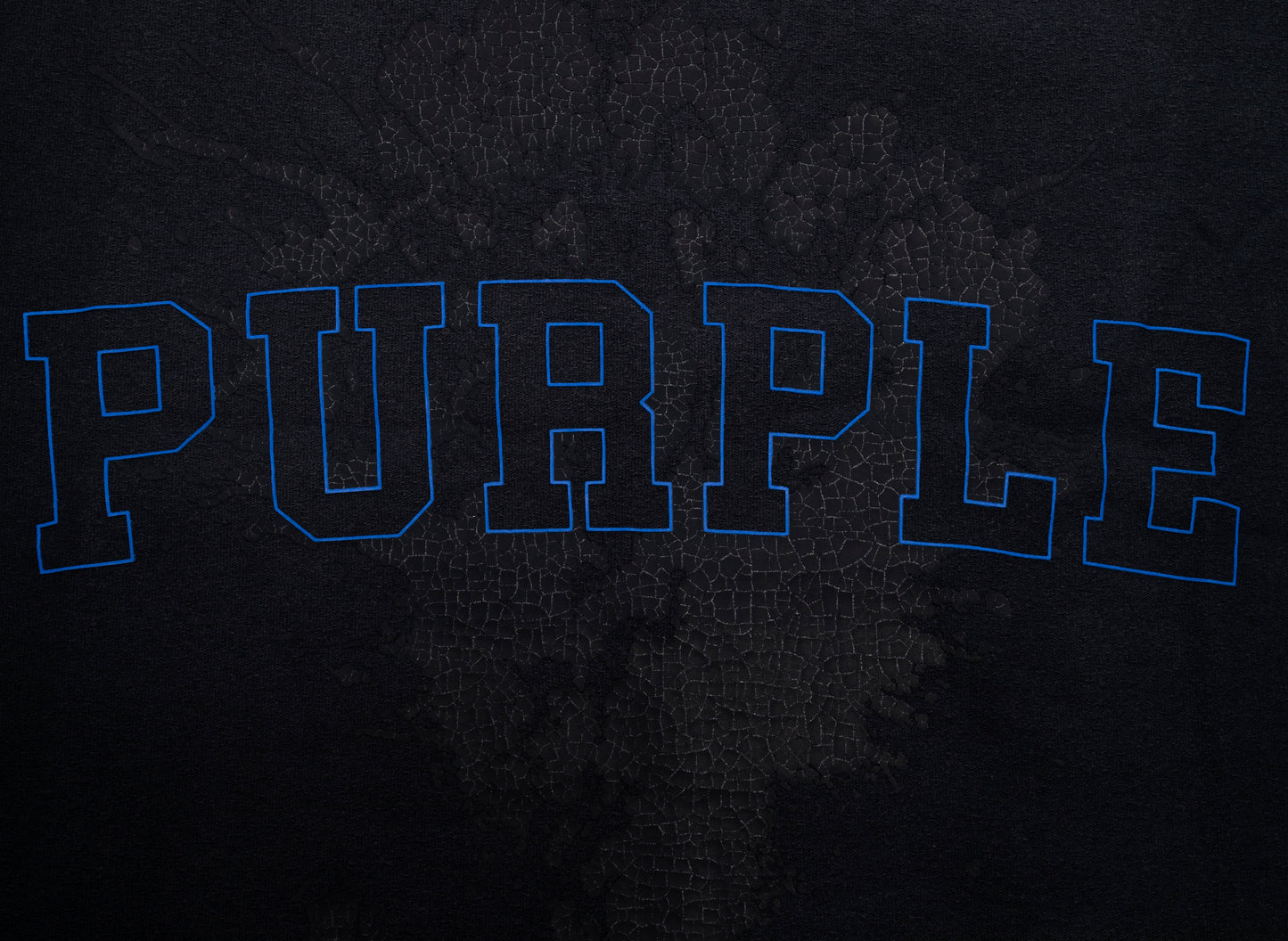 Purple Brand Strukturiertes Jersey-T-Shirt mit kurzen Ärmeln in Schwarz