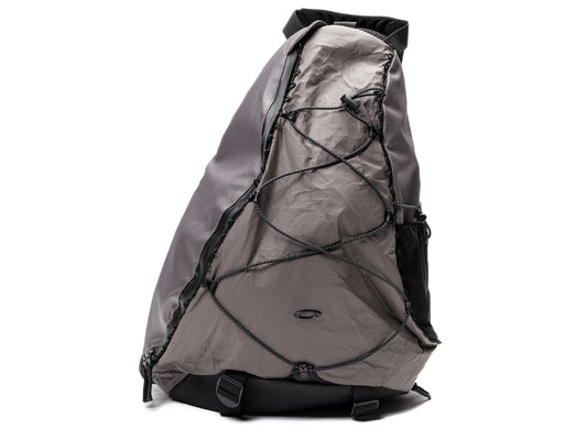 Oakley Latitude Sling Pack in Granite Gray, men's grey crossbody sling bag