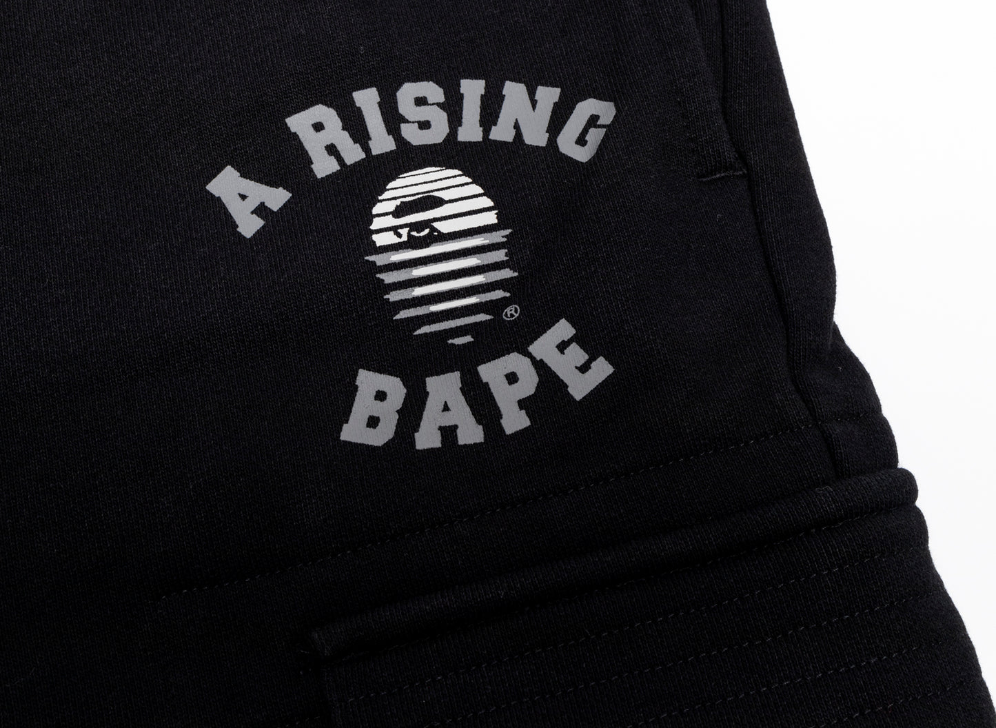 A Bathing Ape A Rising Bape Military Sweatpants in Schwarz