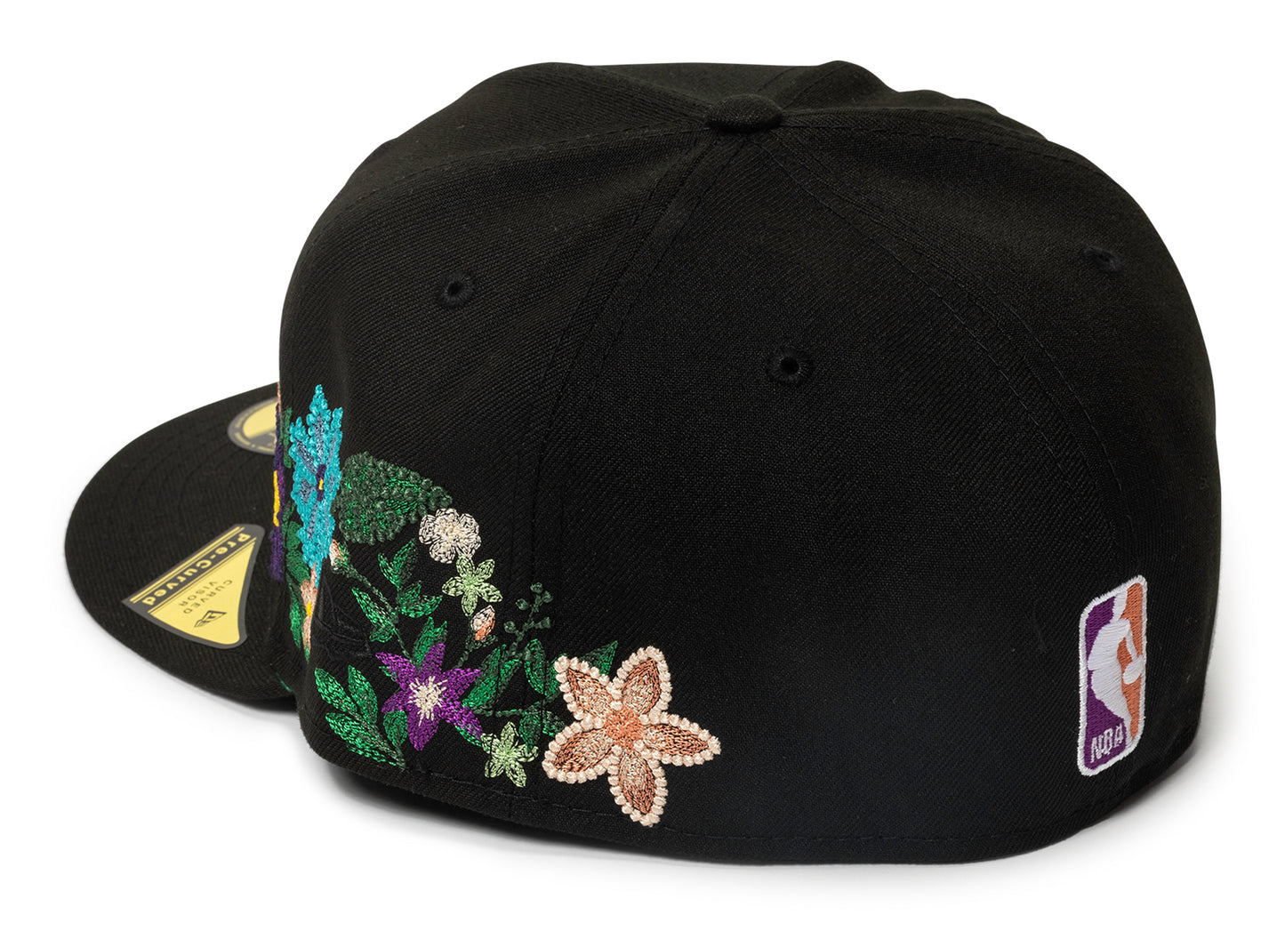 New Era Tonal Florals Chicago Bulls Fitted Hat in Black