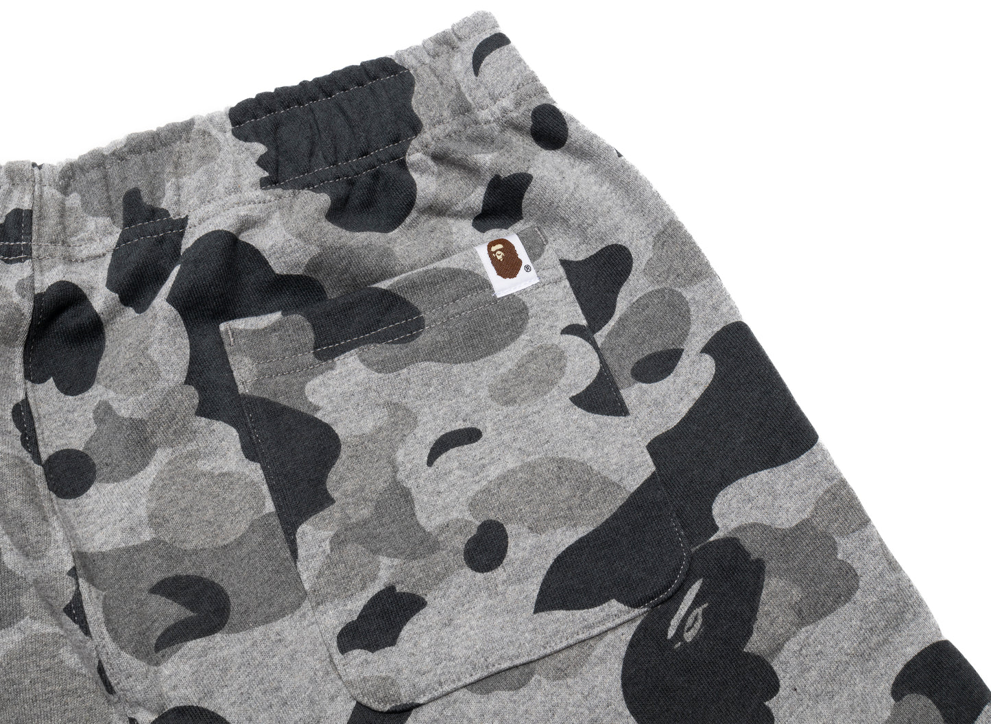 Pantalones deportivos A Bathing Ape gris jaspeado con estampado de camuflaje