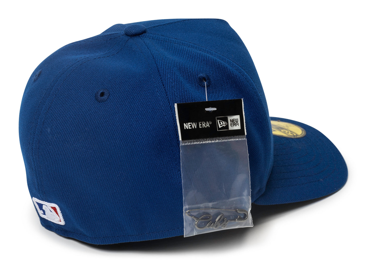 New Era Script Safety Pin Chicago Cubs Fitted Hat