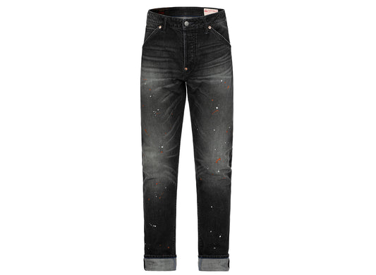 Vaqueros Evisu Graffiti Daicock de corte zanahoria en negro