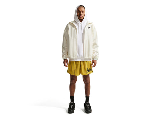 Nike Windrunner Lined Jacket in Sail / Black