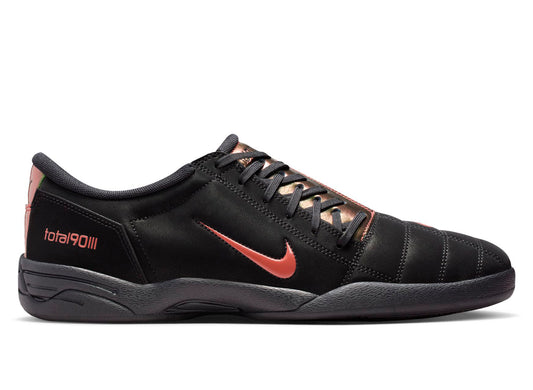 Nike Total 90 PRM Tiempo en negro