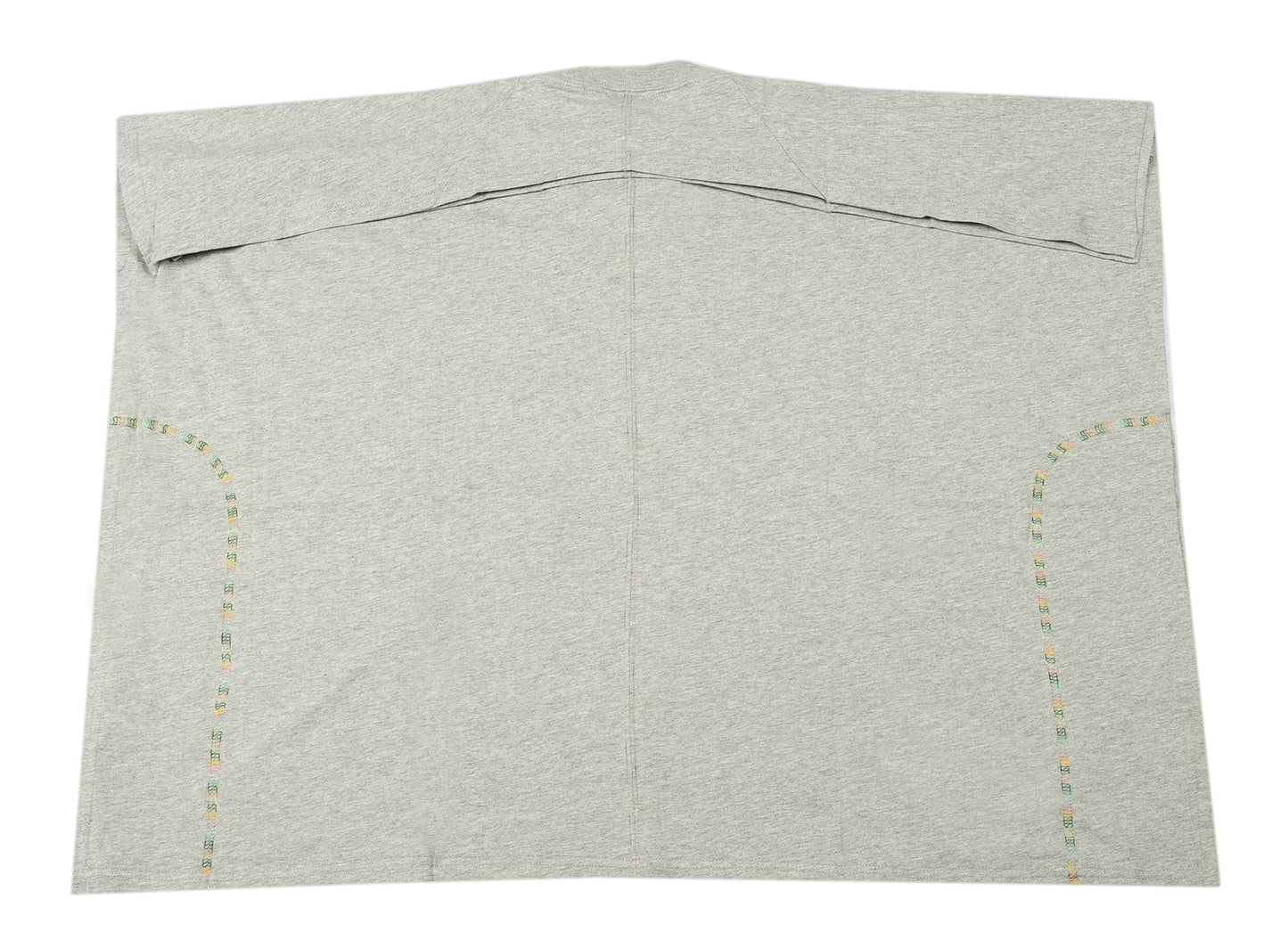 Top Nike Sportswear Earth Day de manga corta para mujer en gris