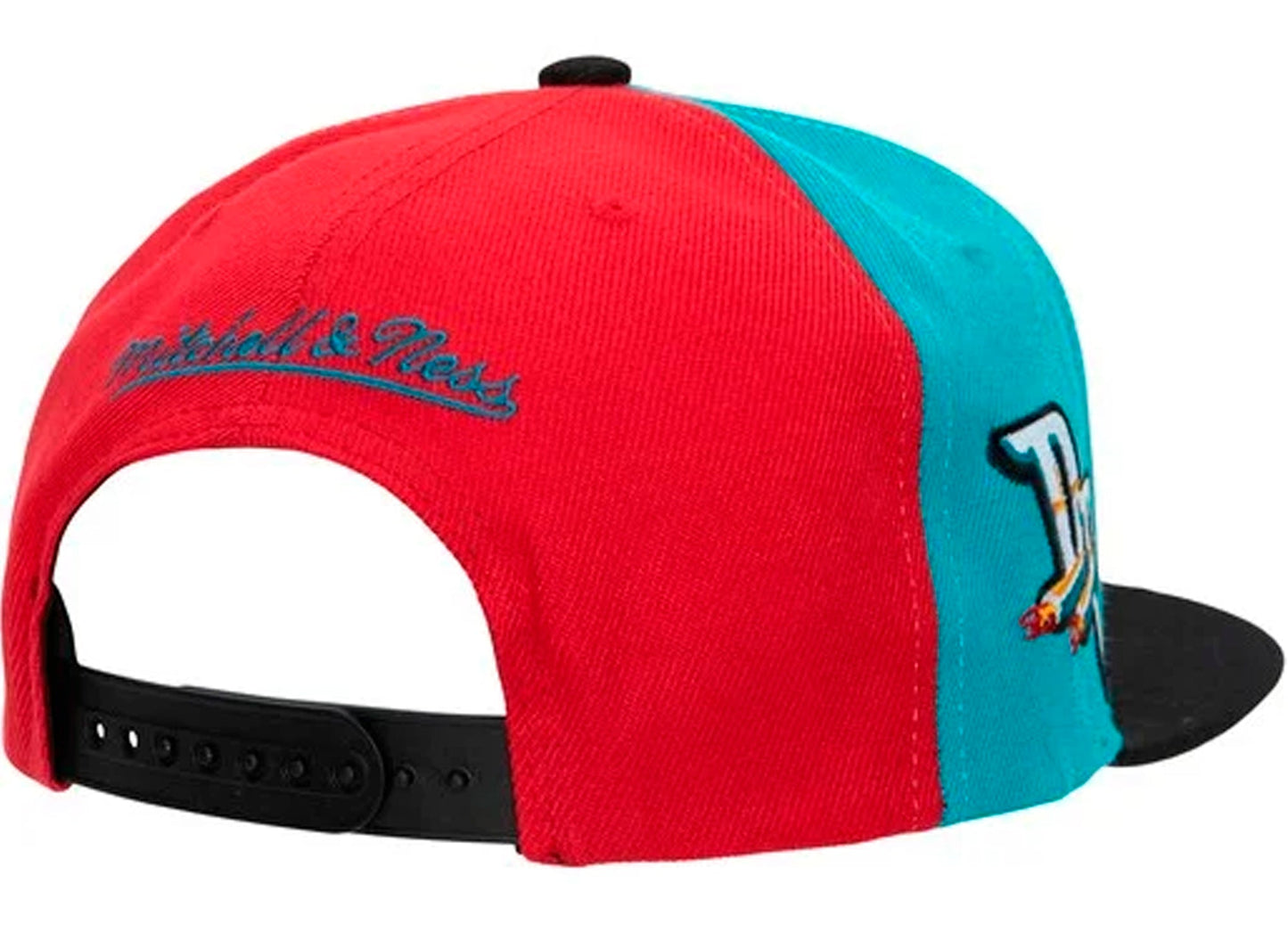 Mitchell & Ness NBA On the Block Pistons Snapback