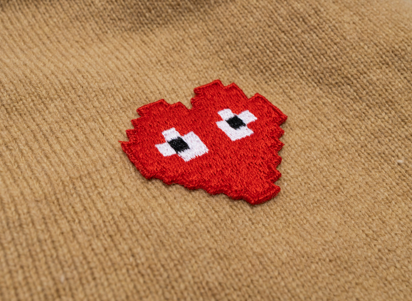 Comme des Garçons Play x Invader V-Ausschnitt Pullover
