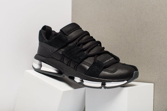 Adidas Twinstrike ADV Stretch Leather Core Black, side angle