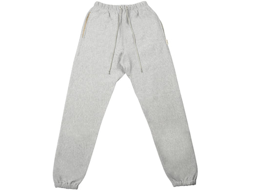 Advisory Board Crystals Sweatpants in Cloud