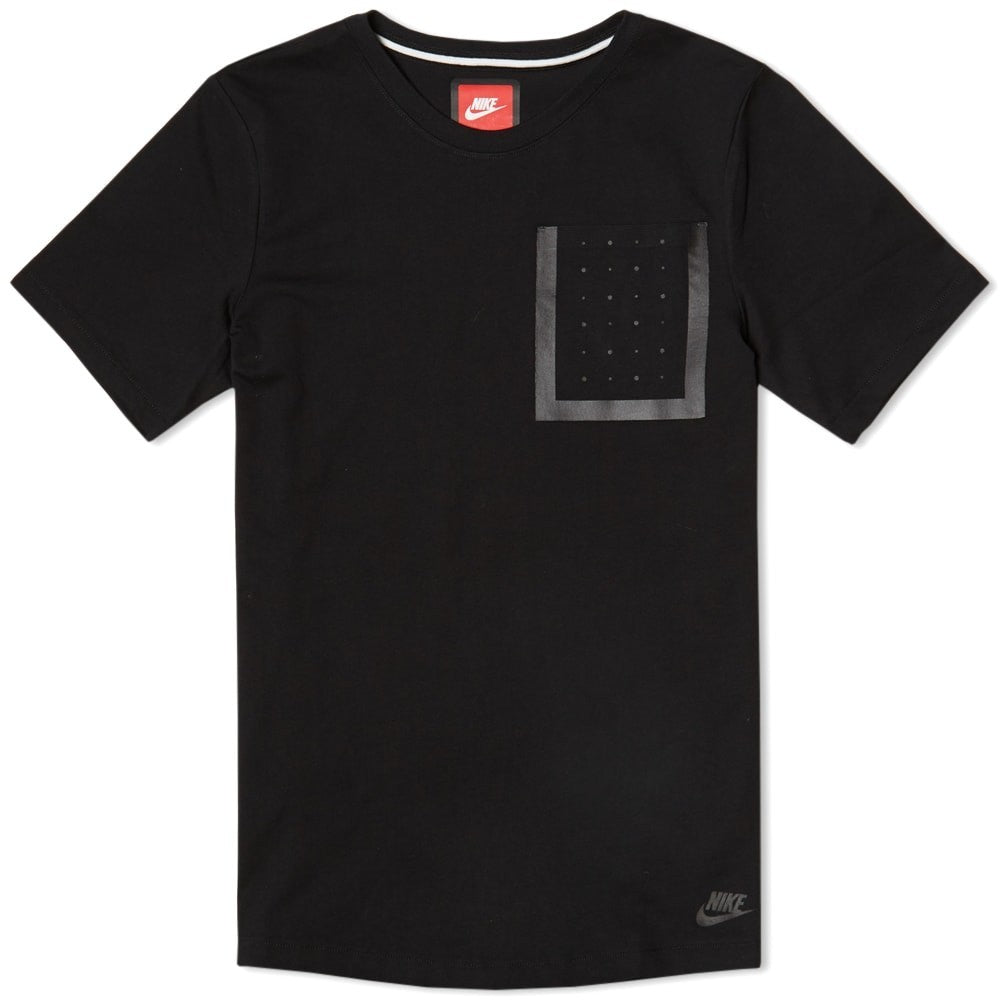 Nike Bonded Pocket Tee in Black