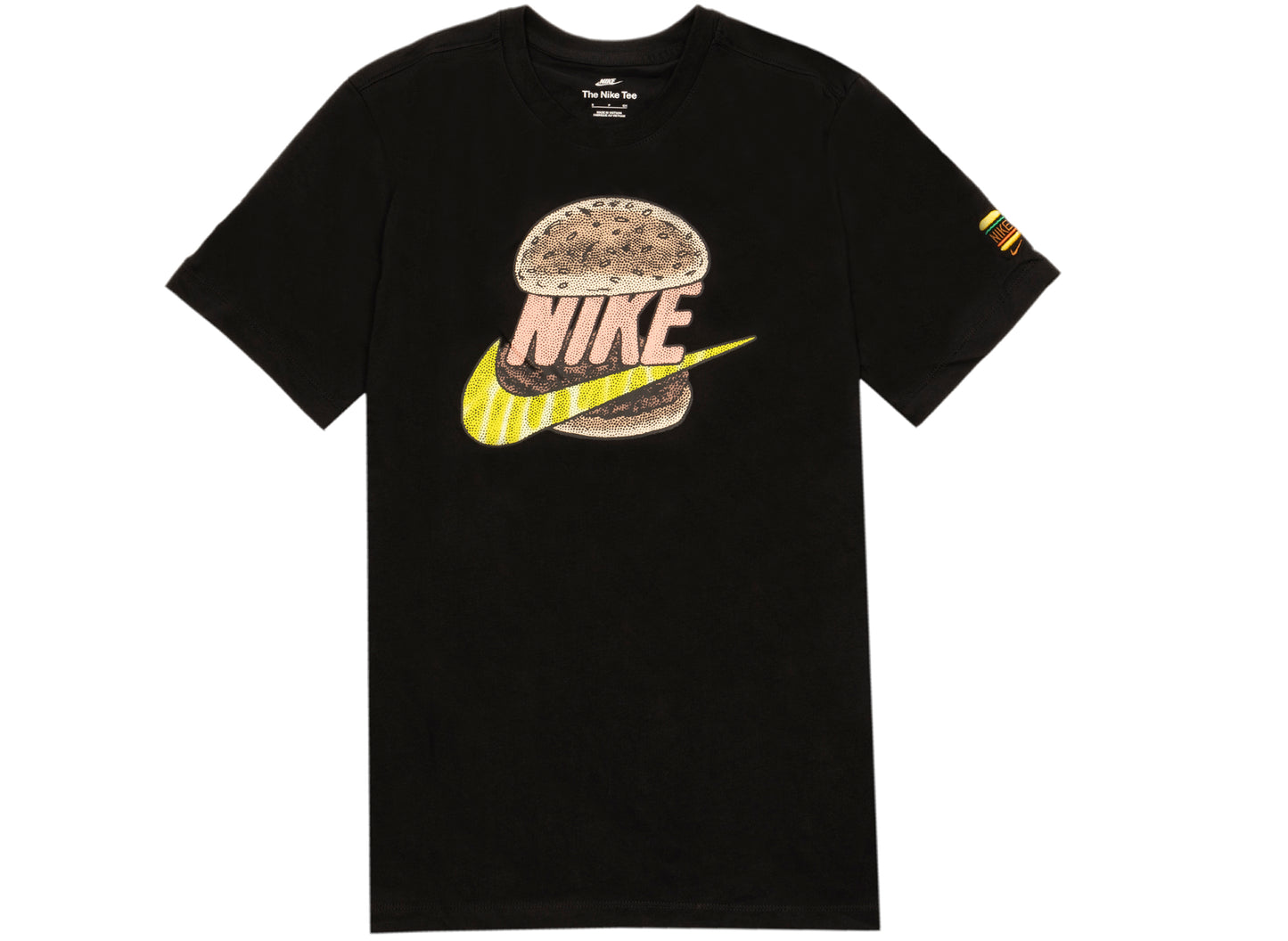 Nike Sportswear Graphic Tee in Black