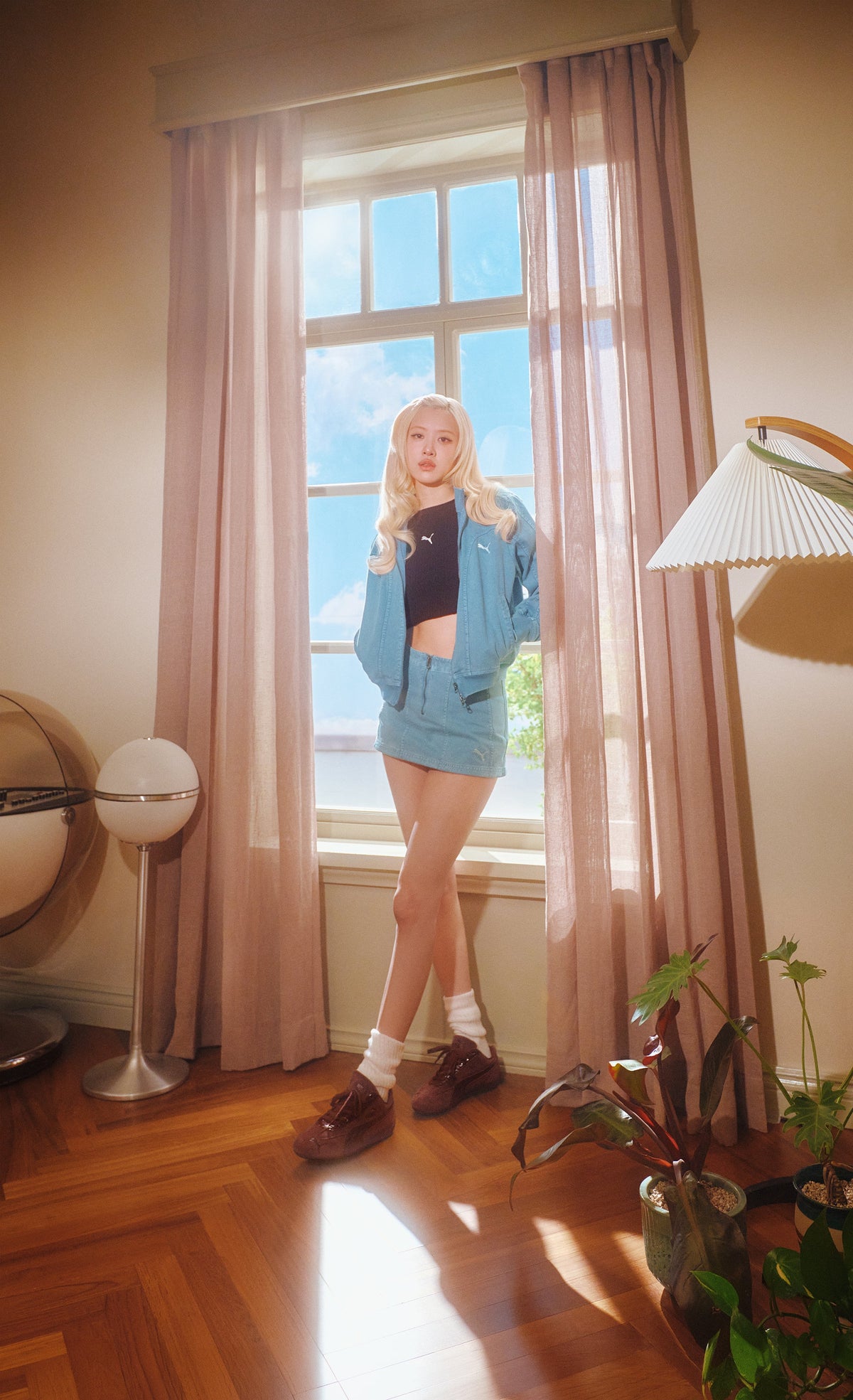 Rosé wears PUMA Speedcat Croc Deep Brown on-model in retro interior campaign — WWD / PUMA