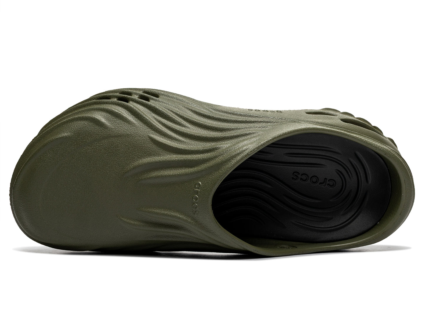 Crocs Echo Wave in Army Green