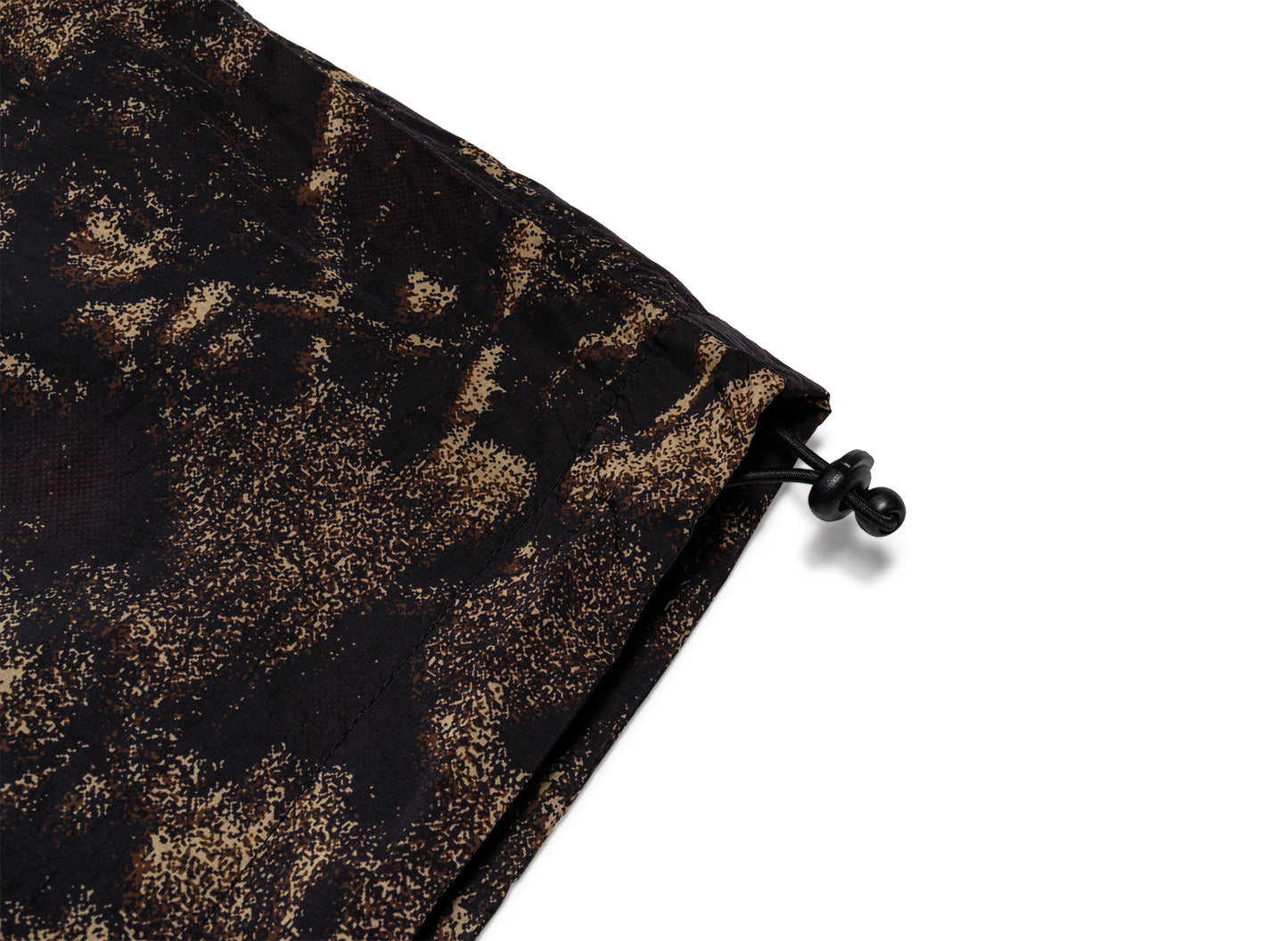 No Problemo Forrest Glitch Nylon Pant en Camo