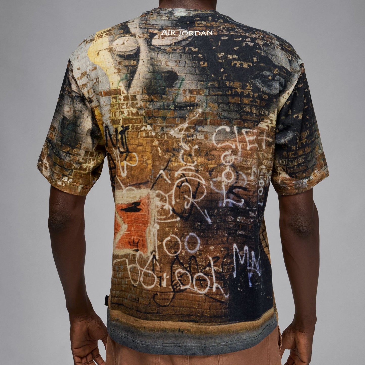Camiseta Air Jordan 85 en Off Noir / Sail