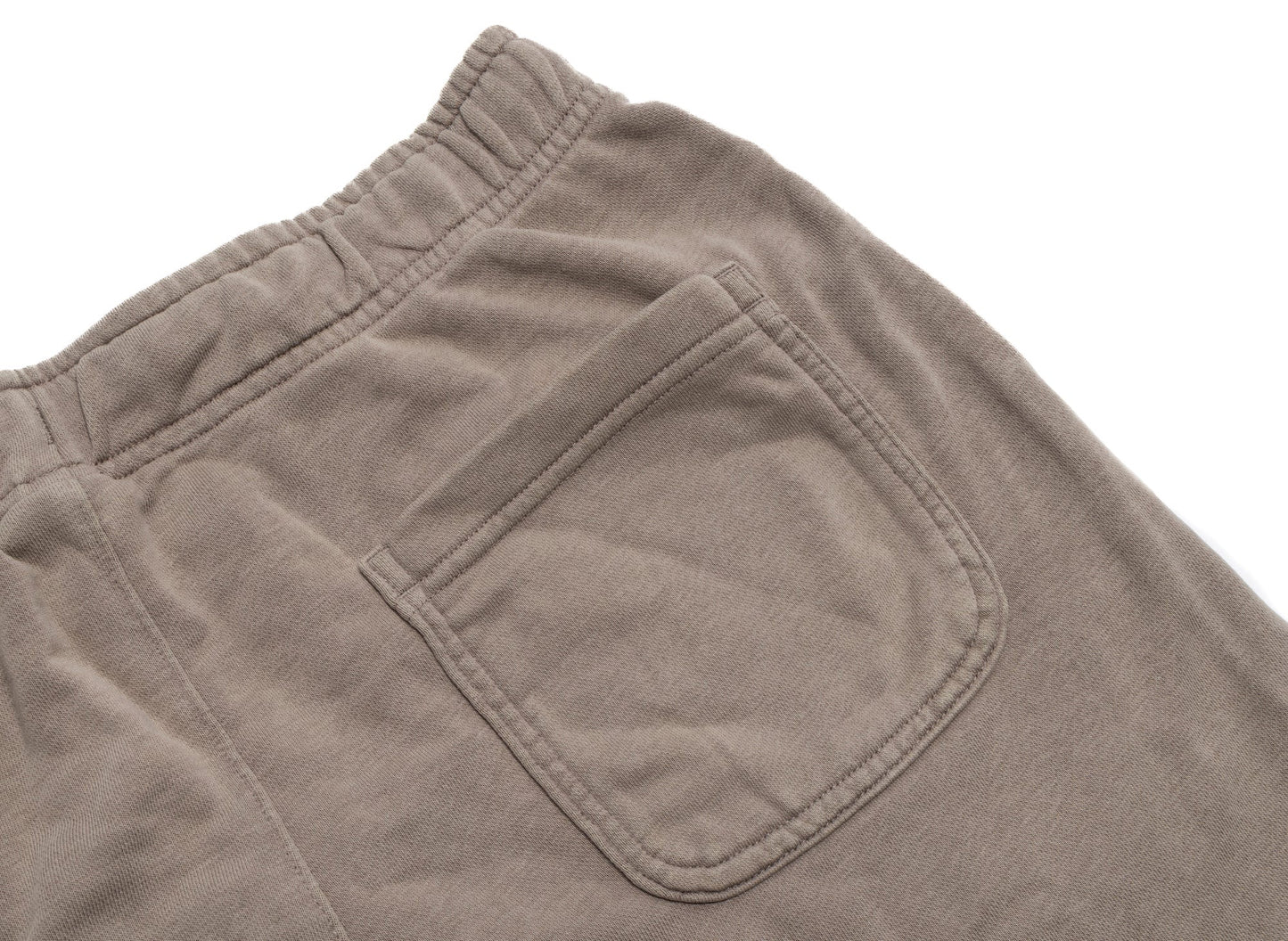Pantalones cortos lavados Nike Sportswear Essentials+ en Moon Fossil