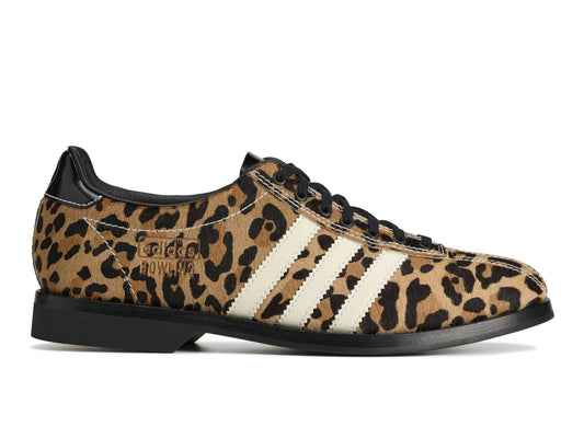 KH8143 adidas footwear view 1