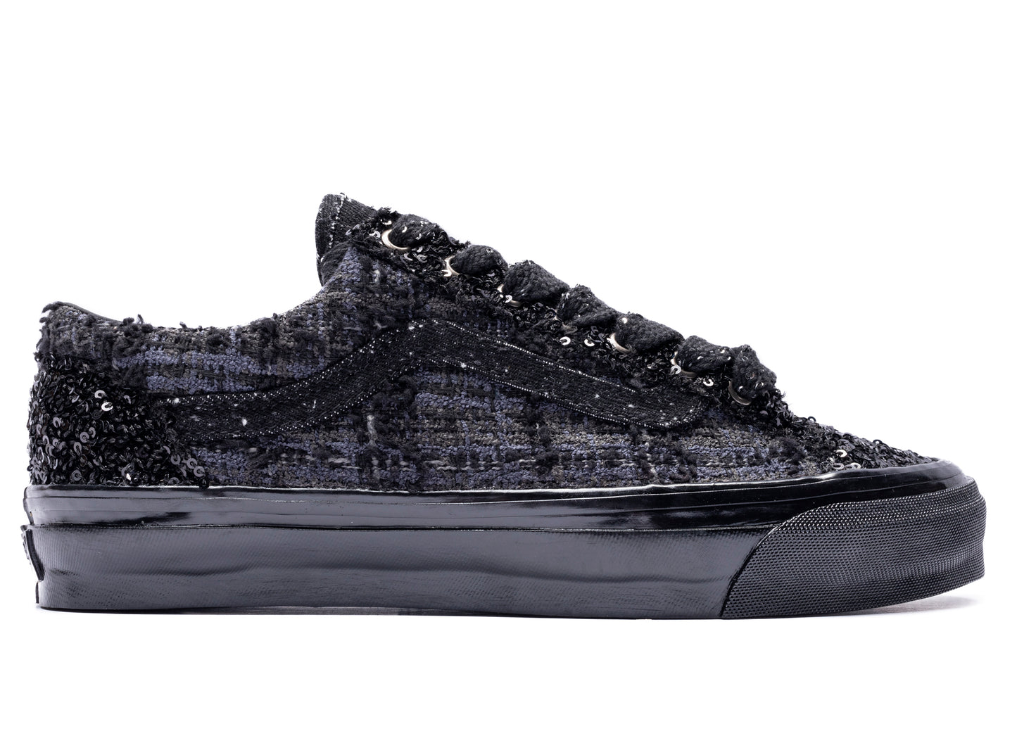 Vans LX Old Skool 36 Fuzzy Feelings in Black / Black