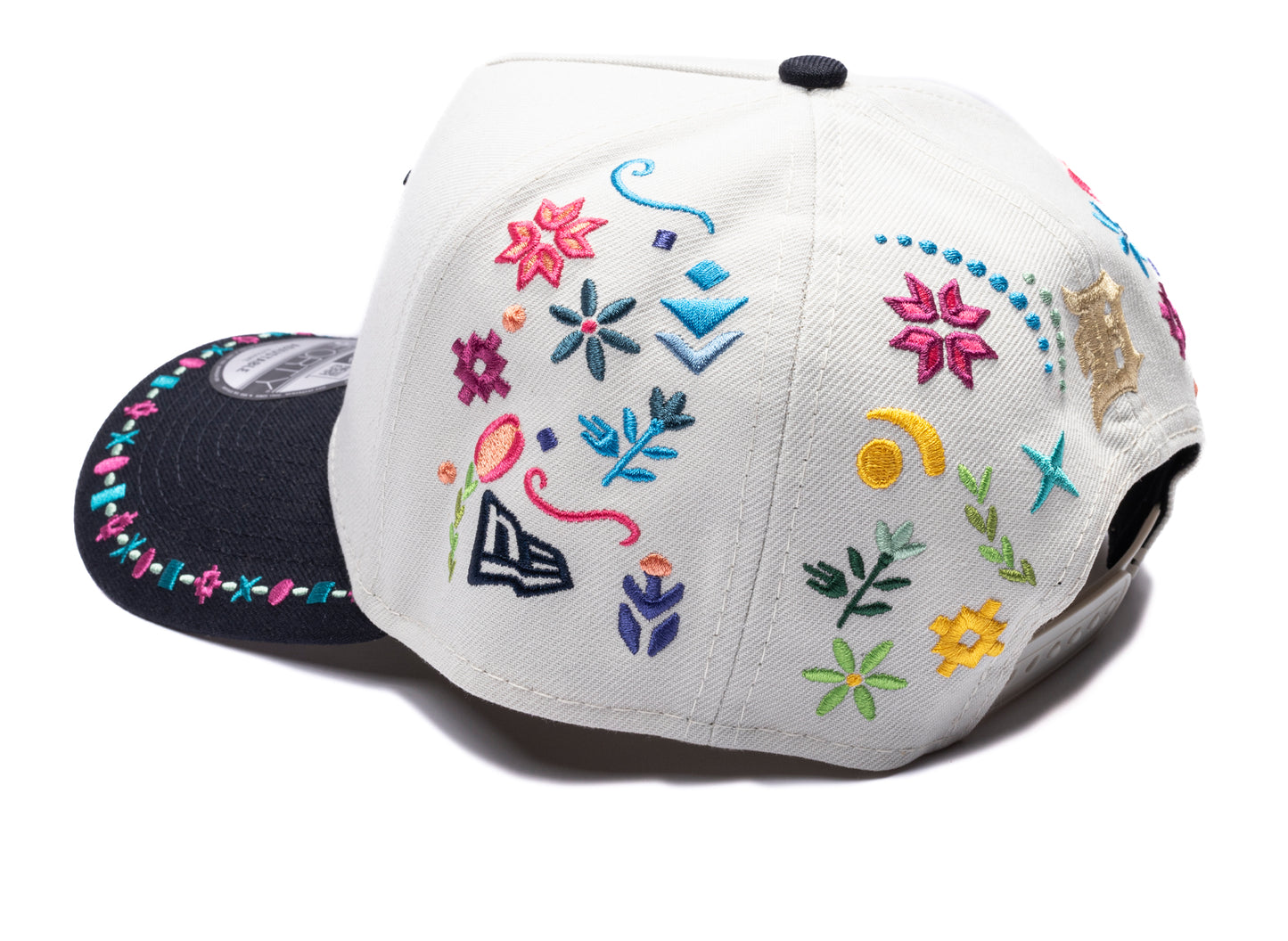 New Era LAT Heritage Detroit Tigers 9Forty A-Frame Hat in team colors, unisex cap, view 2
