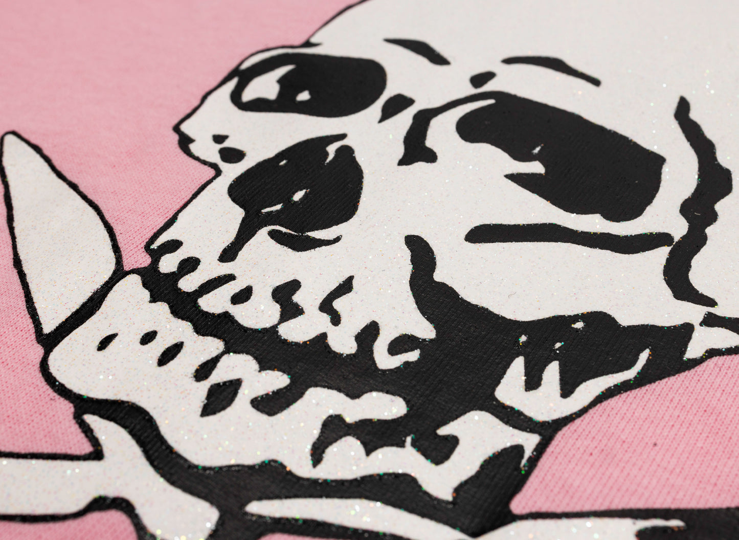 Advisory Board Crystals Abc. Skull S/S Tee in Rosa
