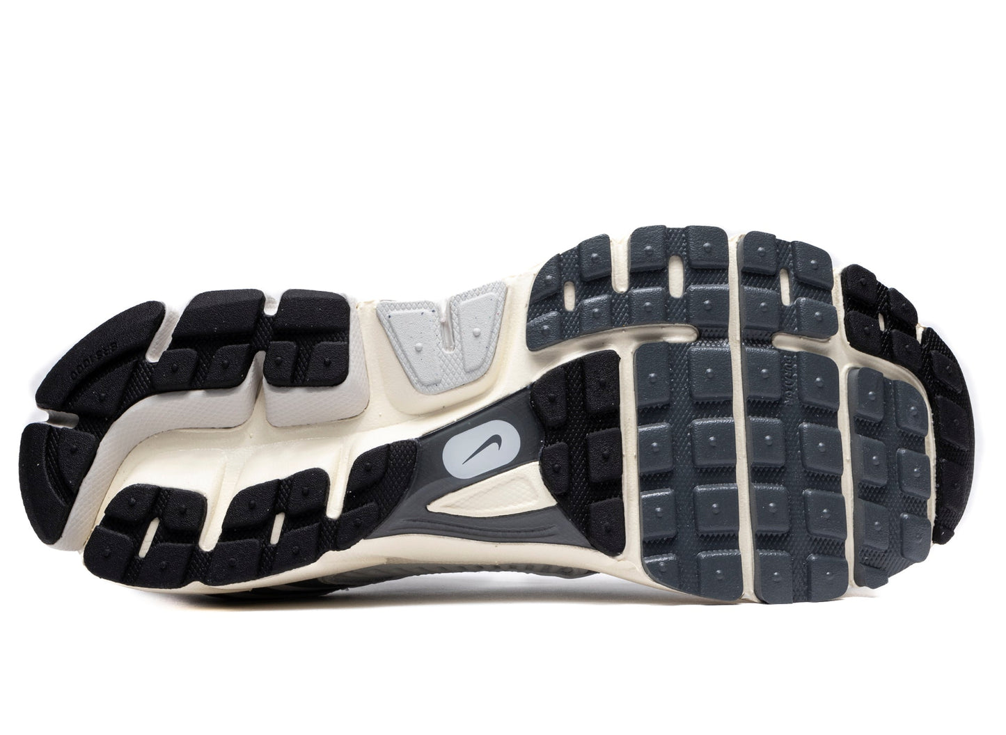 Nike Zoom Vomero 5 - Incorrect Nike Box