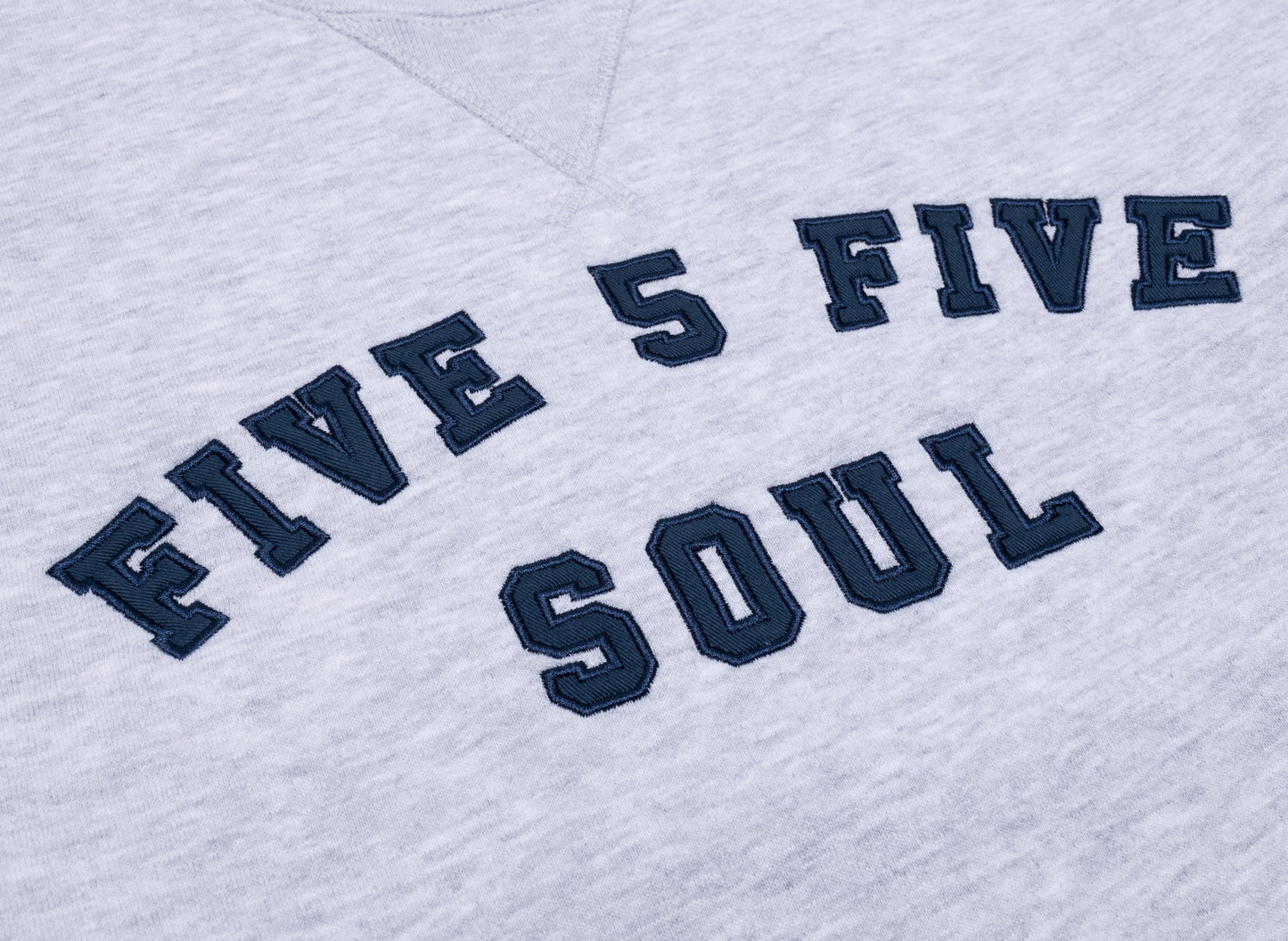 555 Soul Heritage Arch Crewneck in Grau