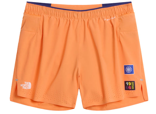The North Face Summit Pacesetter Expedition Shorts in Papaya, men's shorts