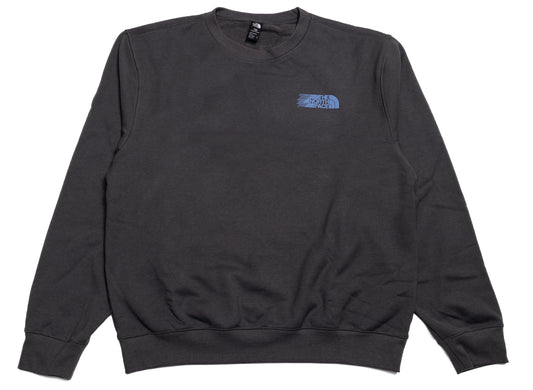 The North Face Retro Trail Relaxed Crew in Anthracite Gray, men's sweatshirt