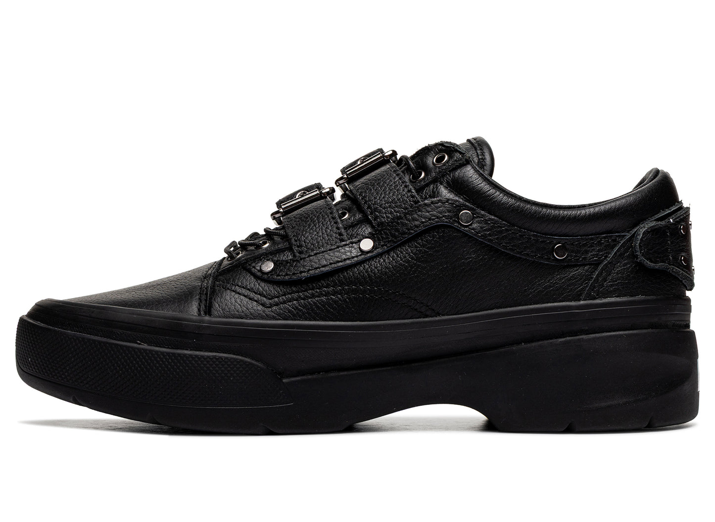 Vans LX Old Skool Buckle in Black