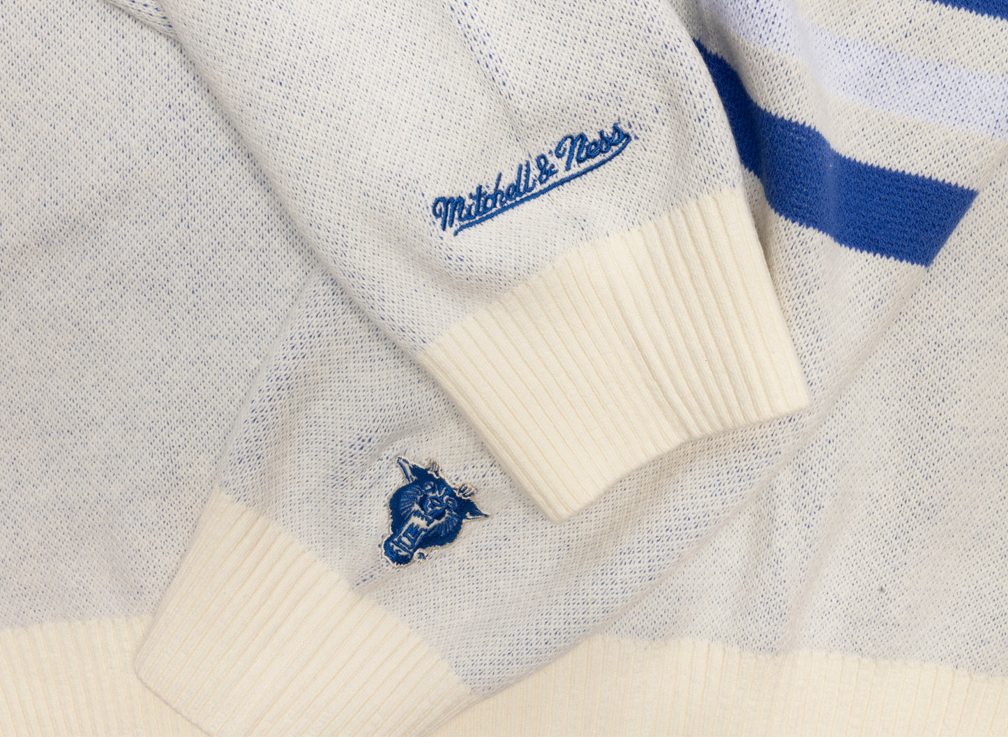 Sudadera Mitchell & Ness Oneness Kentucky Wildcats con logo retro