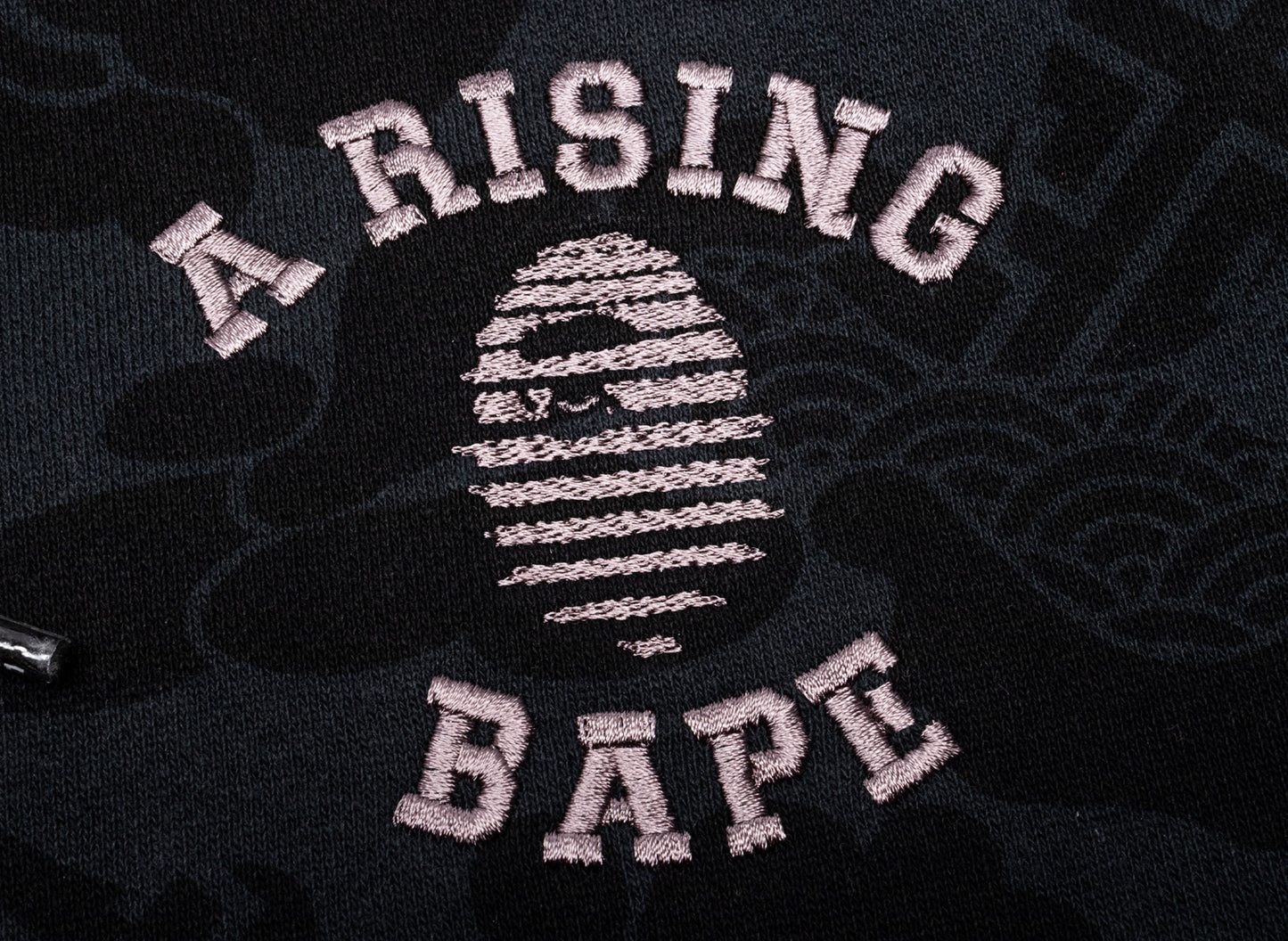 A Bathing Ape Asia Camo Pullover Hoodie in Schwarz