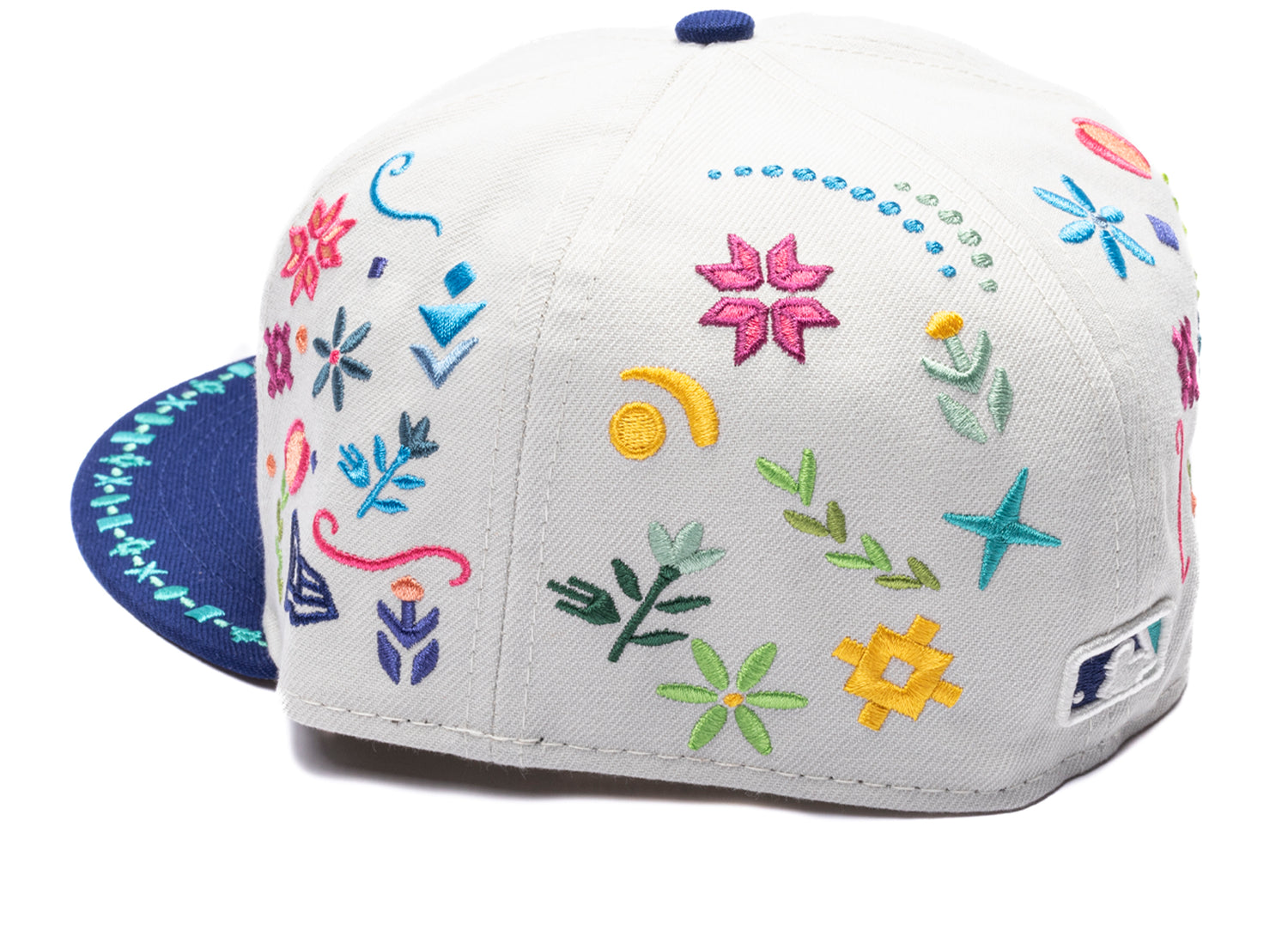 New Era LAT Heritage Los Angeles Dodgers 59Fifty Fitted Hat in team colors, unisex cap, view 2