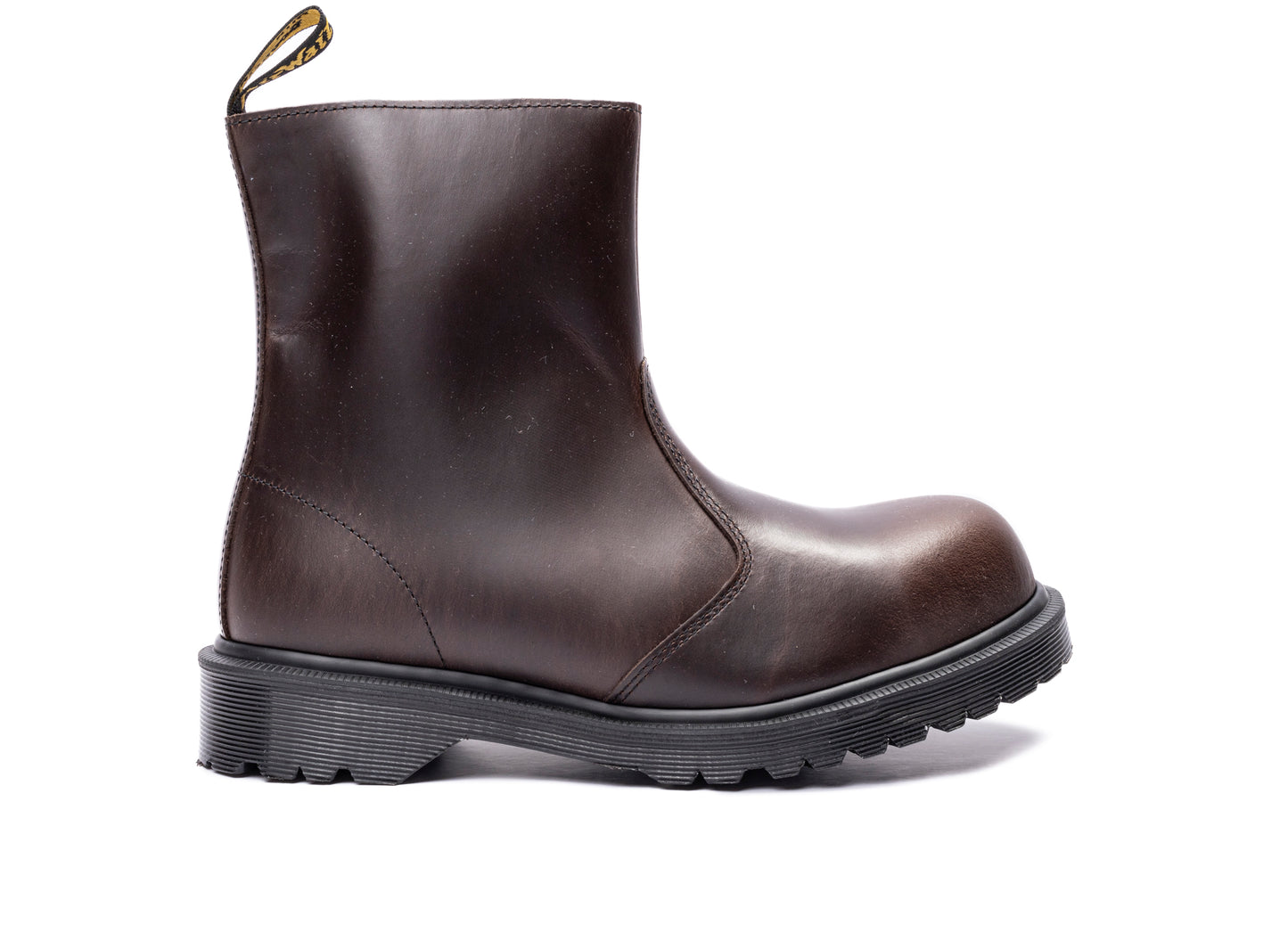 Dr. Martens Stamford ST in Dark Brown