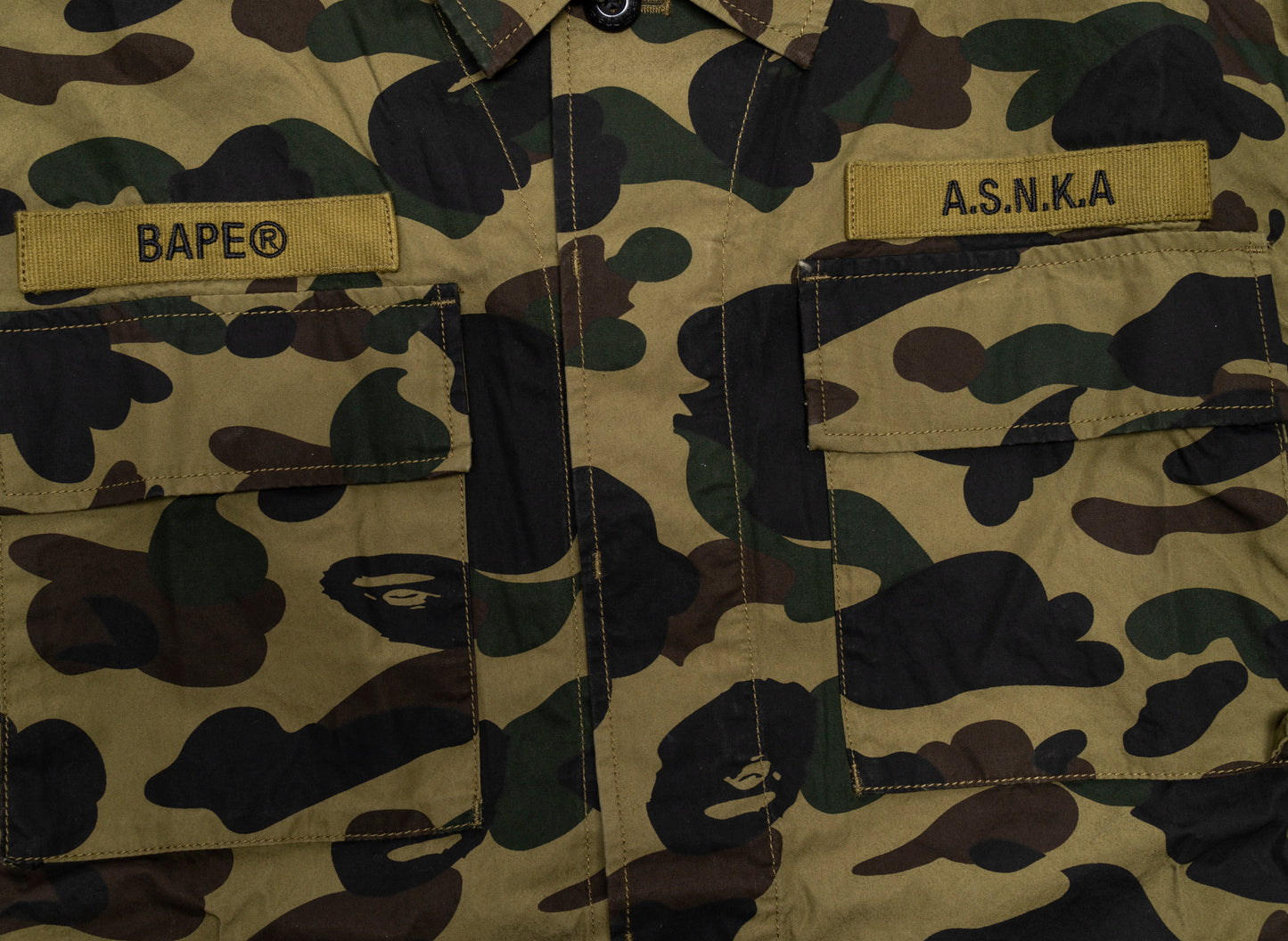 A Bathing Ape 1st Camo Military Shirt in Grün