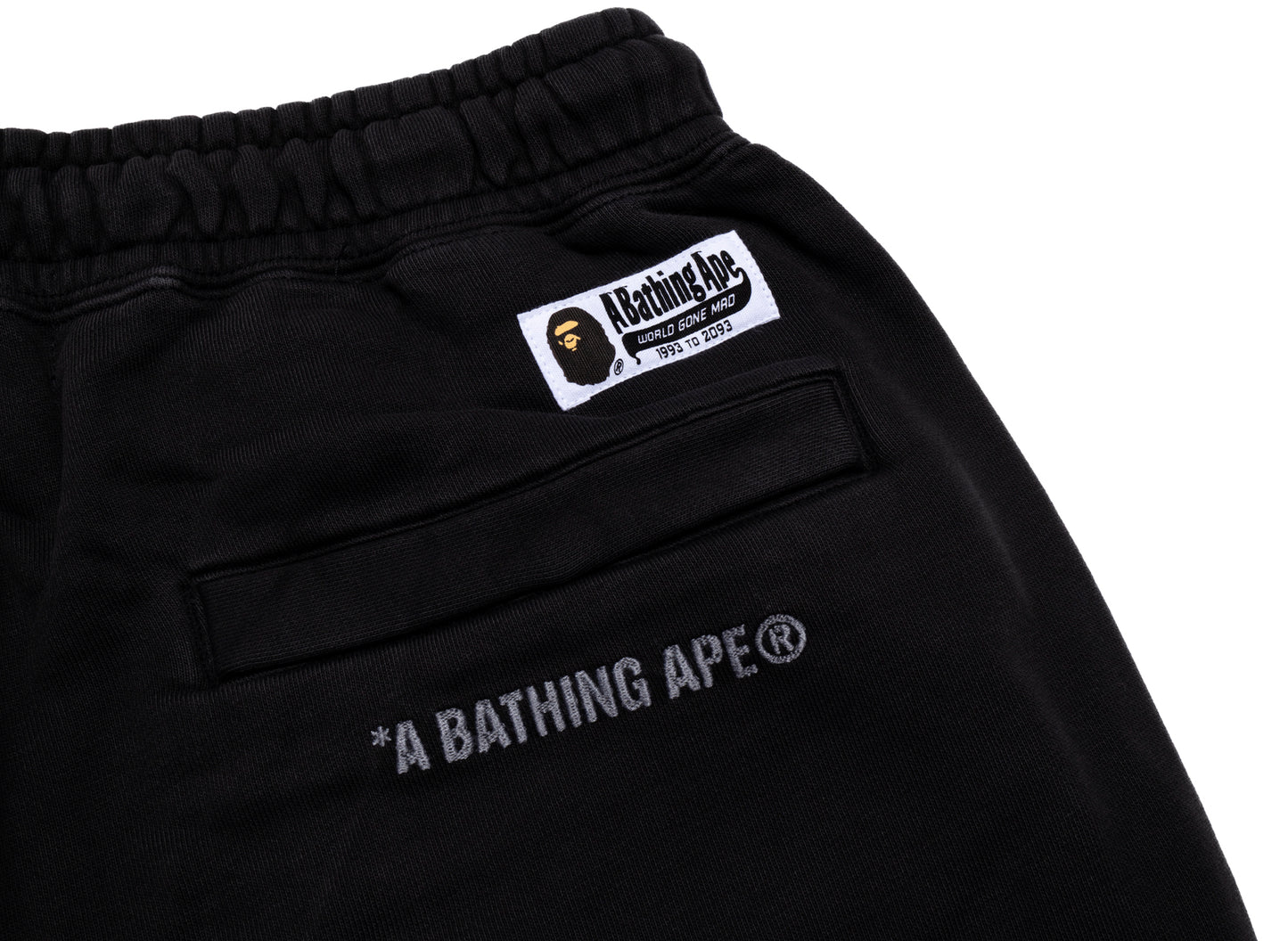 Pantalones teñidos A Bathing Ape College One Point en negro
