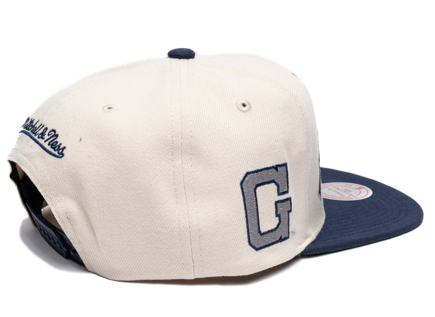 Mitchell & Ness NCAA Just Don Gorra Georgetown Color Crema