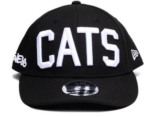 Oneness x New Era Snapback CATS Mütze in Schwarz/Weiß