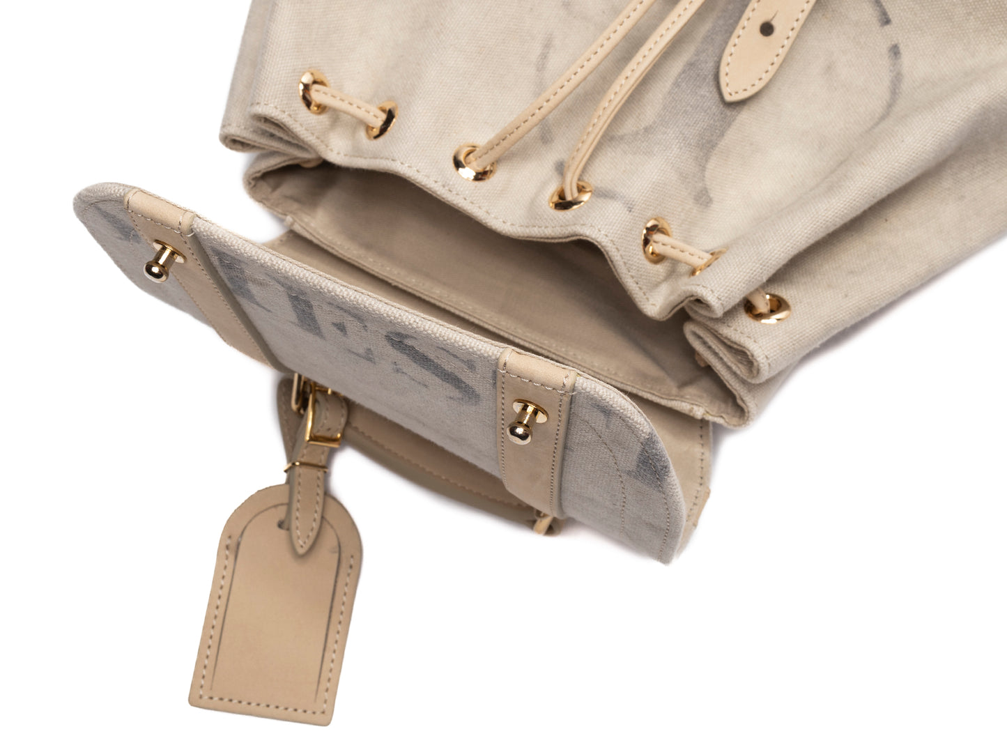 Mochila de campaña prefabricada en blanco