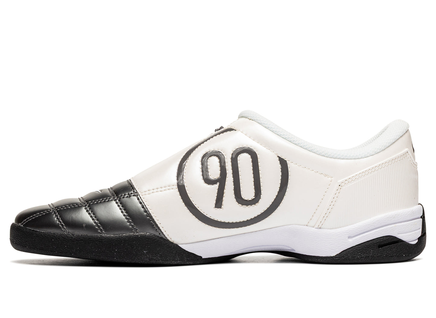 Nike Total 90