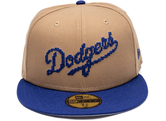 New Era Classic 8-Bit Wordmark Los Angeles Dodgers Fitted Cap