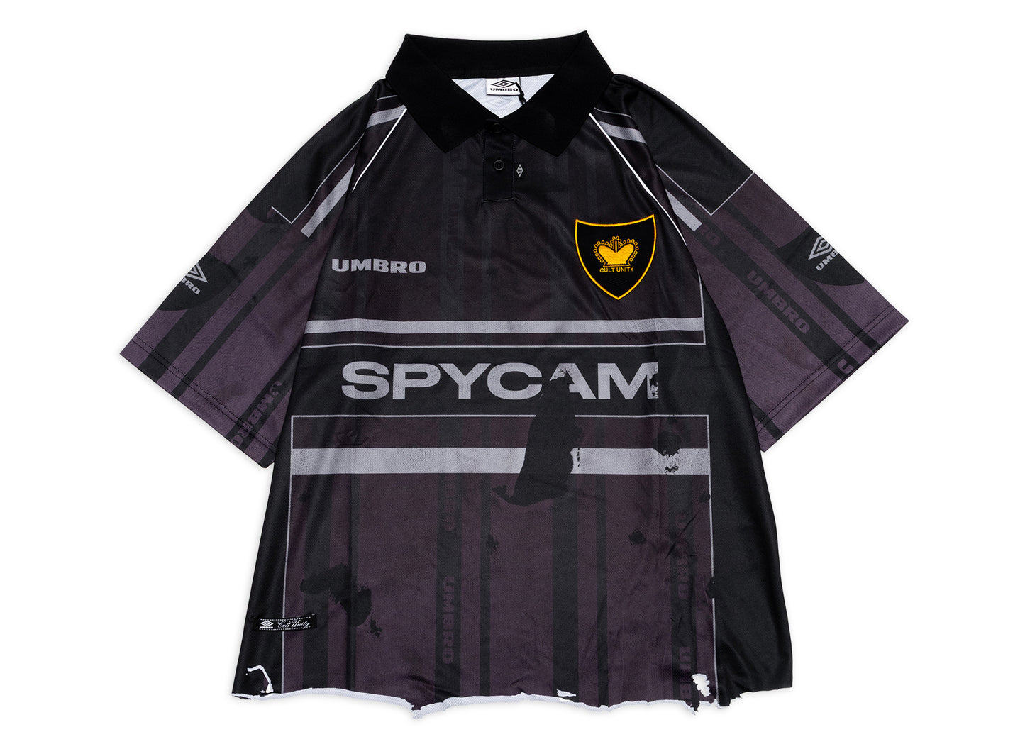 Umbro Distressed Spycam Polo in Lila / Schwarz