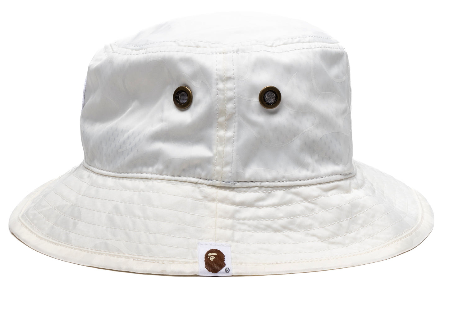 Sombrero estilo pescador A Bathing Ape Tonal Solid Camo color marfil