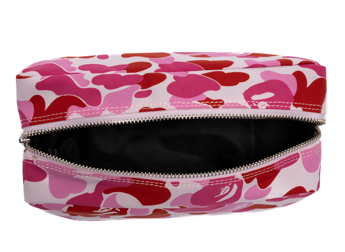Un bolso de mano A Bathing Ape ABC Camo Flight en rosa