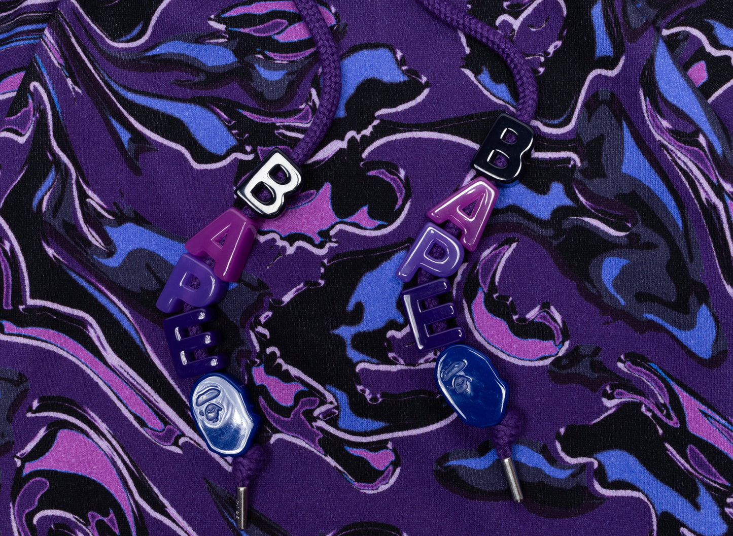 Sudadera con capucha holgada con estampado de camuflaje jaspeado de A Bathing Ape