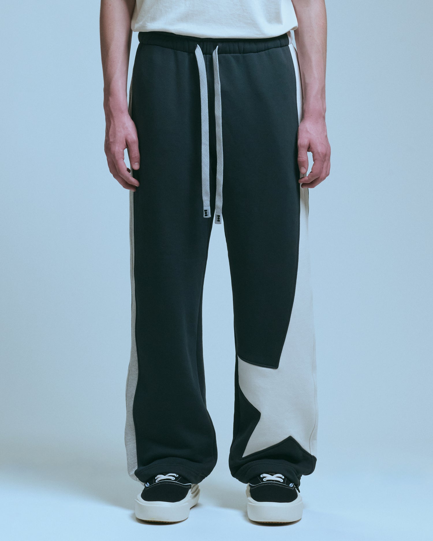 Nahmias MVP Sweatpant in Grey Multi, men's grey sweatpants, view 4