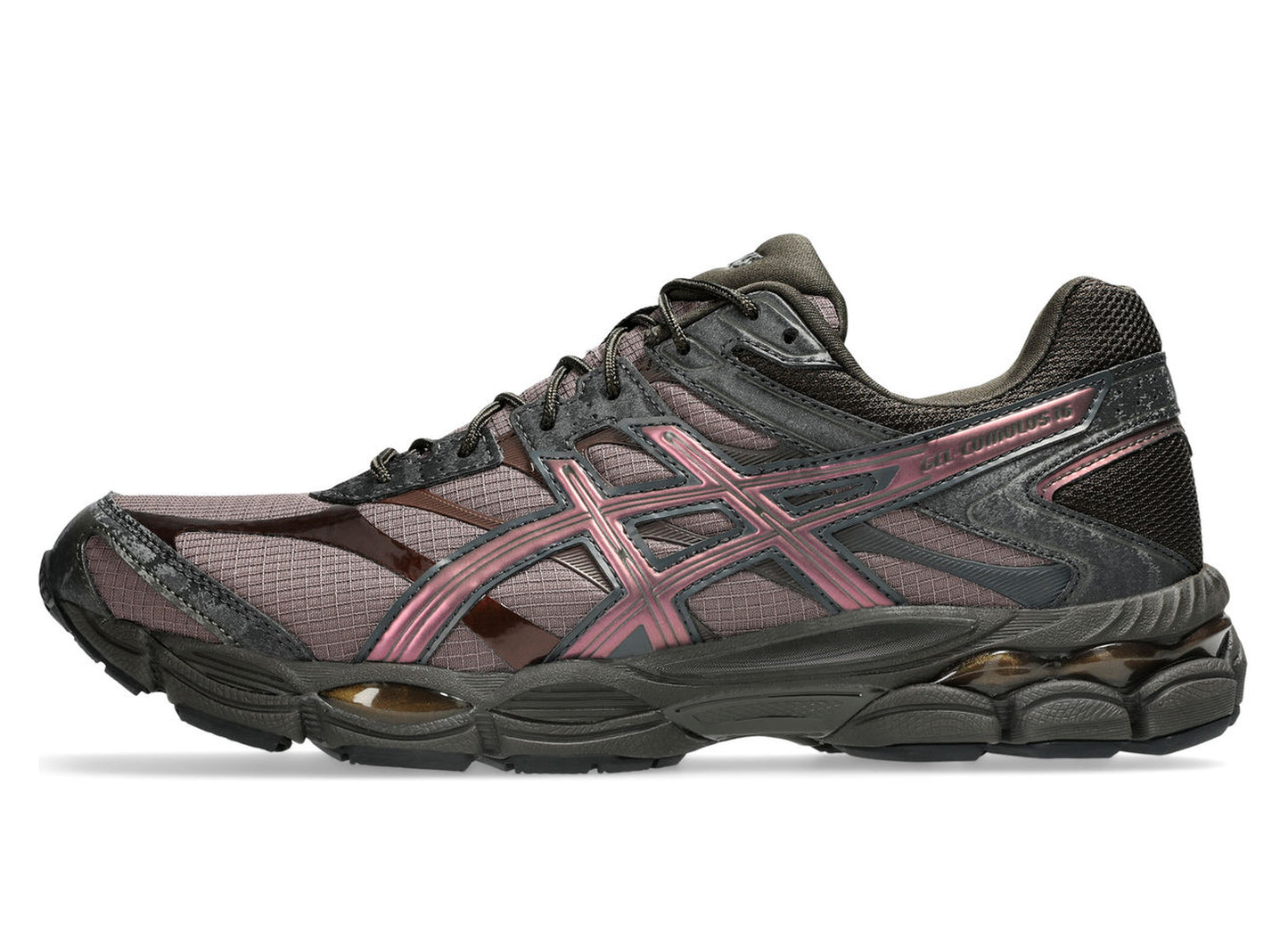 Asics Gel-Cumulus 16 in Cocoa Powder / Black view 1