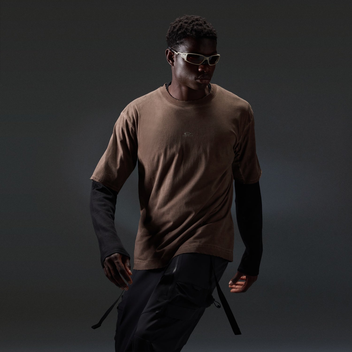 Oakley Latitude Veil Tee in Dark Umber detail or alternate view